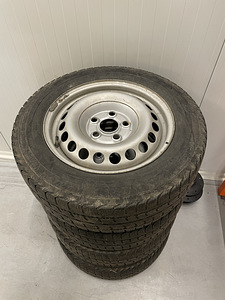 VW Transporter plekkveljed koos kapslitega (1 foto / 5)