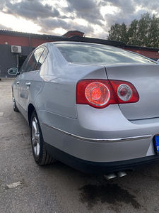 Volkswagen passat b6 (2 foto / 5)