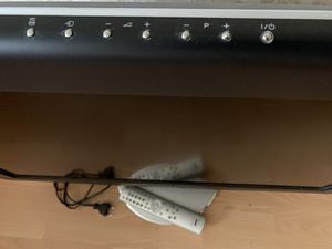 Televiisor Sony Wega LCD Color TV 32" (8 foto / 10)