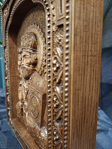 Nikolaus Imeline ikoon tammepuust (4 foto / 10)