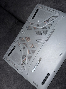 Müüa mänguri sülearvuti MSI SWORD 17 HX (6 foto / 6)