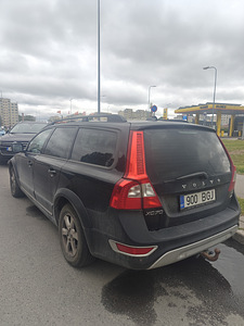Volvo xc70 (2 foto / 4)