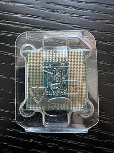 Intel Xeon E-2124 CPU 3.30 GHz 4 Cores 8m Cache SR3WQ (2 foto / 2)
