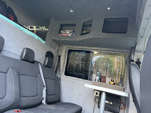 Peugeot boxer (13 фото из 14)