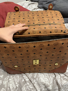 Mcm messenger bag/portfell (5 foto / 7)