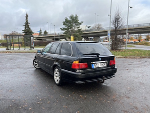 BMW 525d 120kw 2001 (2 foto / 11)