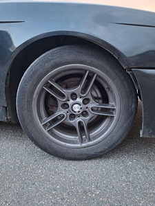 BMW e39 142kw manuaal (13 foto / 14)