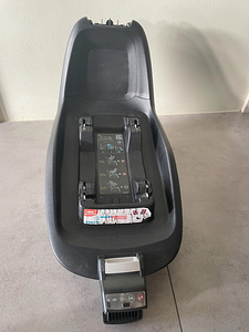 Maxi-Cosi 2wayPearl turvatool + 2wayFix alus (2 foto / 6)
