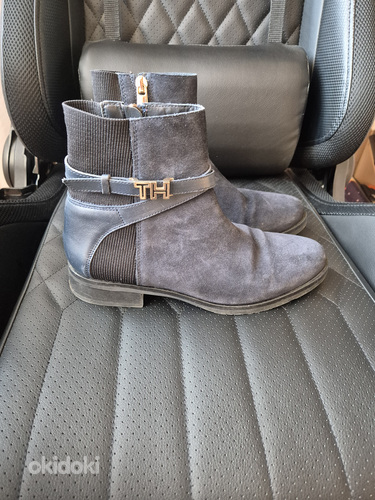 Kingad Tommy Hilfiger size 38