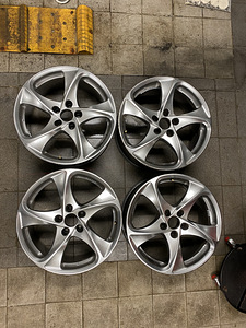 Легкосплавные диски 18” 4тк (2 фото из 3)