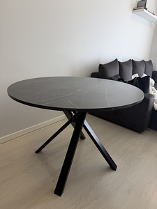 Ikea MARIEDAMM laud (1 foto / 6)