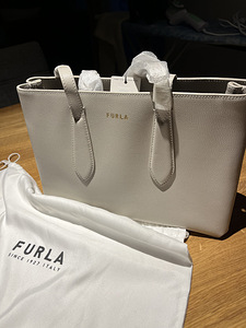 Furla käekott (1 foto / 3)