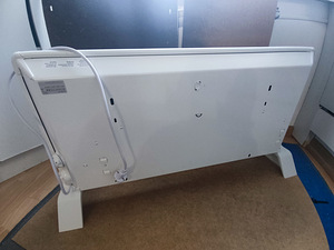 Elektriradiaator 1000W.