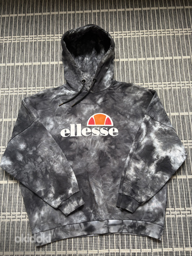 Ellesse