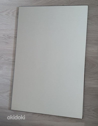 Peegel mõõtudega 72x48cm