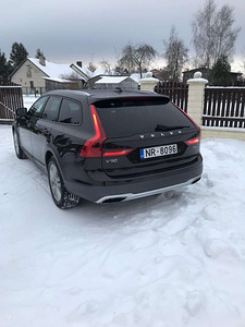 2018 Volvo V90 Cross Country, 2.0 l (2 foto / 6)