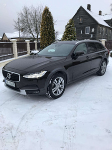 2018 Volvo V90 Cross Country, 2.0 l (3 foto / 6)