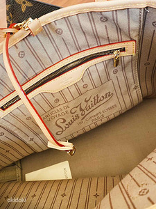 Сумка Louis Vuitton(Реплика) (5 фото из 9)