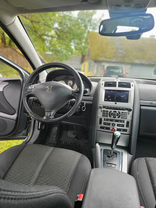Peugeot 407SW (5 foto / 7)
