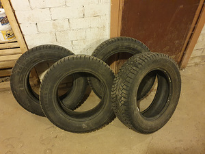 Продам всесезонные шины 195/65 R 15 (4 фото из 5)