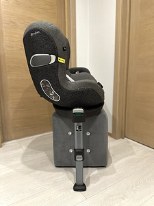 Cybex Sirona Z turvatool, PLUS Soho Grey + Cybex isofix alus (2 foto / 7)