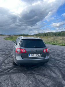 Volkswagen Passat B6 (3 foto / 9)