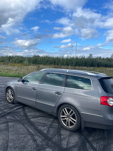 Volkswagen Passat B6 (4 foto / 9)