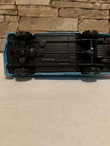 GAZ-21 Volga ENSV mudelauto 1:43 (5 foto / 7)