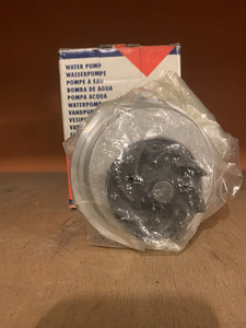 Veepump 414 VKPC 85400 Opel/Daewoo OE:1334013-90284802 (3 foto / 3)