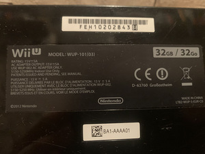 Wii U Deluxe Black 32GB konsool (7 foto / 7)