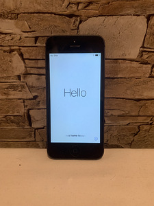 iPhone 5 Space Grey 16GB (1 foto / 3)
