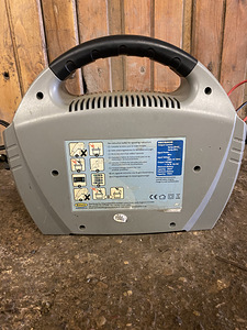 Akulaadija 6A 6V/12V (2 foto / 3)