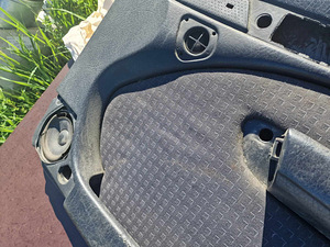 Audi A6 C4 kõrval sõitja uks (3 foto / 5)