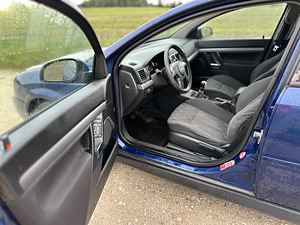 Opel Vectra (9 фото из 9)