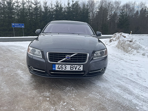 Volvo S80 Executive (2 foto / 14)