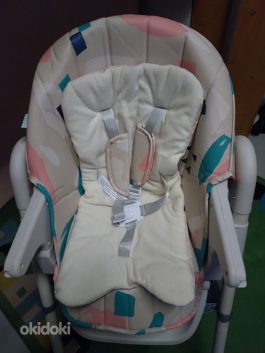 Новый стул для кормления ребенка розового или голубого цвета (фото #4)