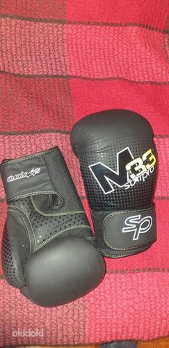 Продам перчатки боксерские новые (фото #1)