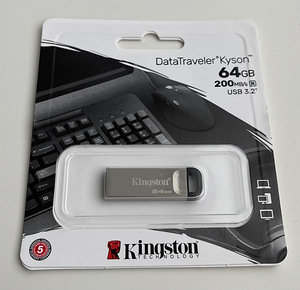 Kingston DataTraveler Kyson 64GB Silver/Black