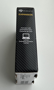 Seagate Expansion 4TB / 5TB Black (4 foto / 4)
