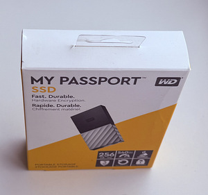 Western Digital WD MyPassport SSD 256GB (5 foto / 5)