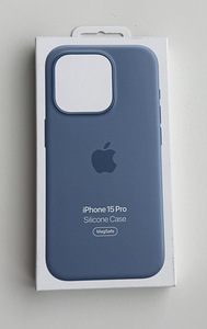 Apple iPhone 15 Pro Silicone Case with Magsafe (6 foto / 7)