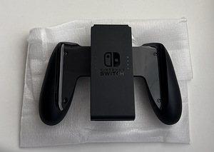 Nintendo Switch Joy-Con Grip (1 фото из 2)