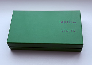 Bottega Veneta Intrecciato Zip Around Wallet , Black (5 foto / 5)