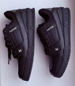 Louis Vuitton Trainer Sneaker , Black (8 foto / 10)