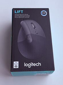 Logitech Lift Vertical Ergonomic Mouse , Black (1 foto / 4)