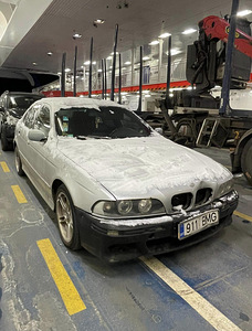 BMW e39 530d varuosadeks (2 foto / 5)