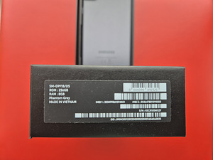 Samsung Galaxy S21 (3 foto / 10)