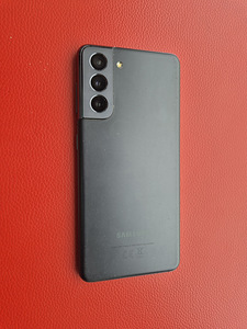Samsung Galaxy S21 (7 foto / 10)