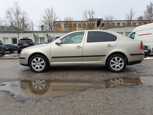 Skoda octavia 2.0 103kw manuaal (3 foto / 9)