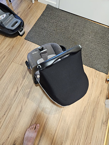 Turvahäll Maxi Cosi isofix. (5 foto / 7)